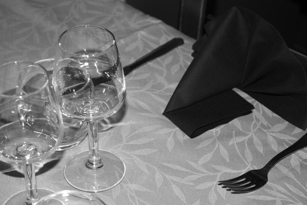 Logis Hotel Restaurant Le Flamant Rose Camargue Albaron Ngoại thất bức ảnh