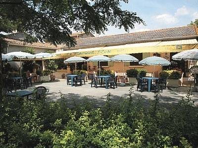 Logis Hotel Restaurant Le Flamant Rose Camargue Albaron Ngoại thất bức ảnh
